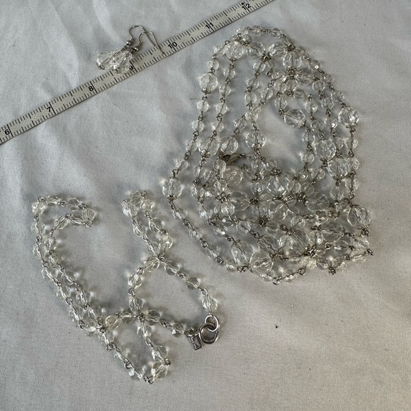 Sparkly faceted clear bead necklaces and earrings - Picture 7 of 9